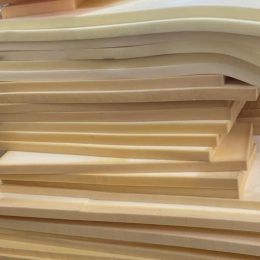 Đệm mút làm sofa